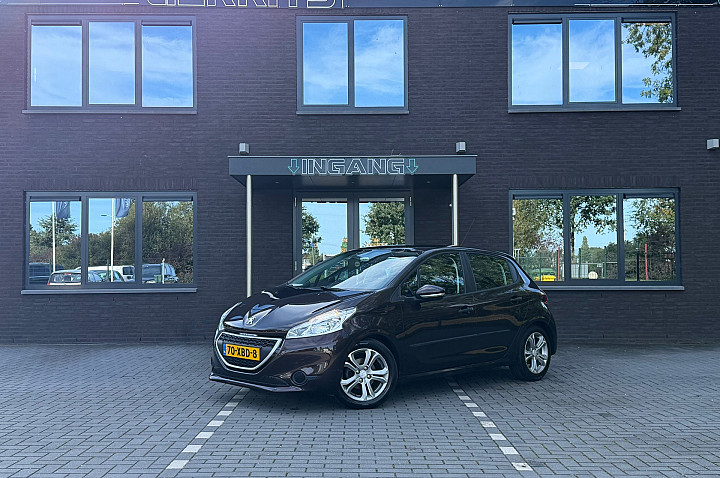 Peugeot 208 1.4 VTi Access| Elek Ramen| Lichtmetalen velgen| Handgeschakeld |